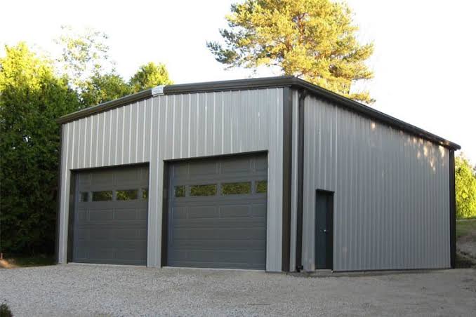 Metal building structure